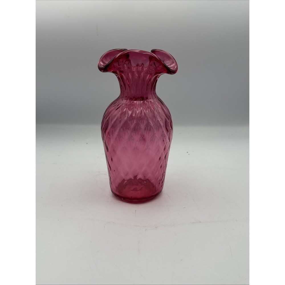 Vintage Hand Blown 8" Cranberry Glass Vase w/ Scalloped Rim & Diamond Pattern - Picture 7 of 14